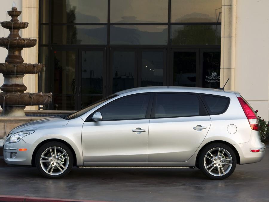  Hyundai Elantra Touring 2008 года  (фото 14 из 118)
